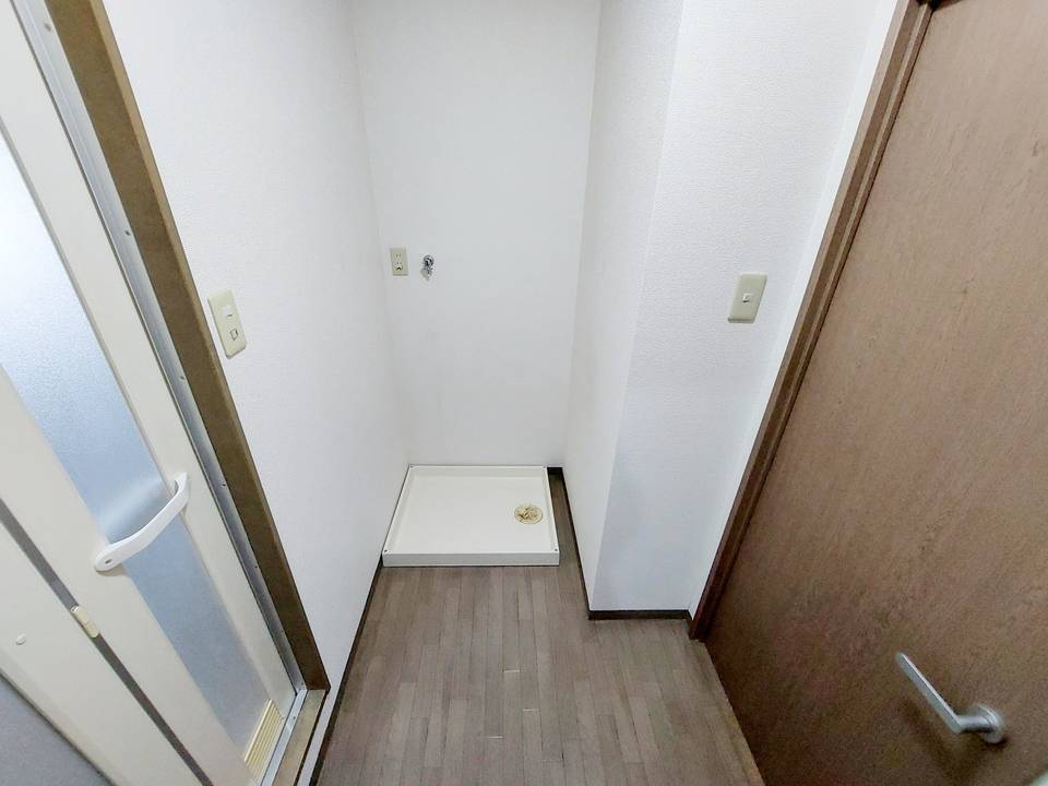 洗面設備　洗濯機置場