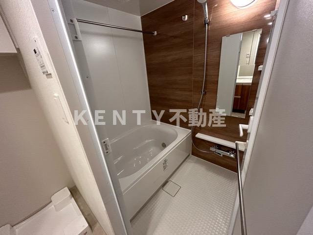 バス・シャワールーム　ゆったり過ごせるお風呂です