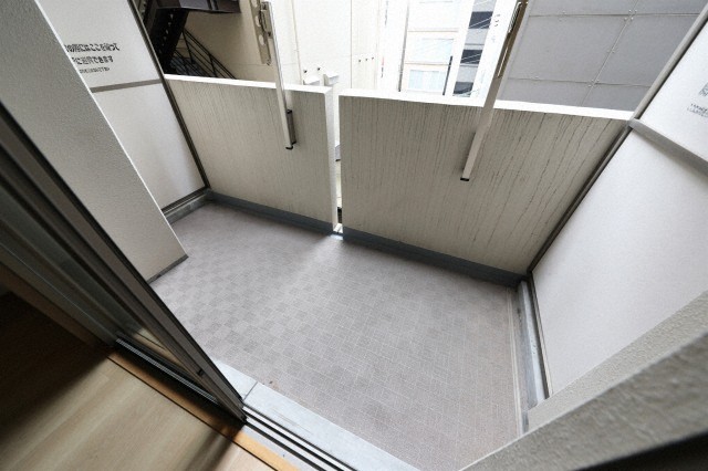 バルコニー　バルコニー