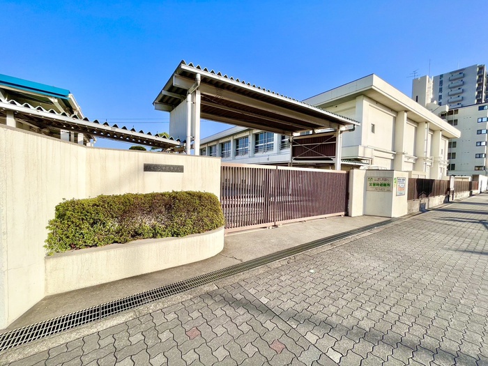 中学校　大阪市立中野中学校（中学校）まで600m