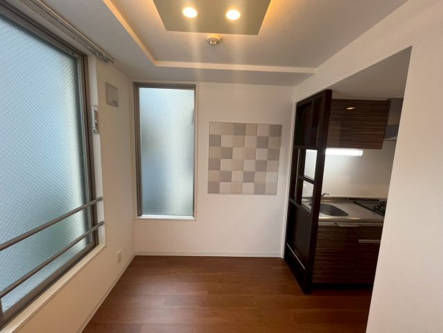 居室・リビング　LUORE城西