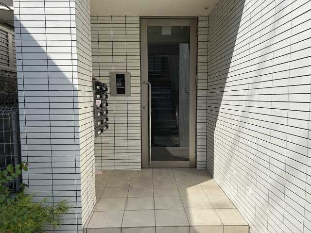 エントランス　エントランス