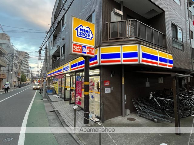コンビニ　ミニストップ　中板橋駅前店（コンビニ）まで550m