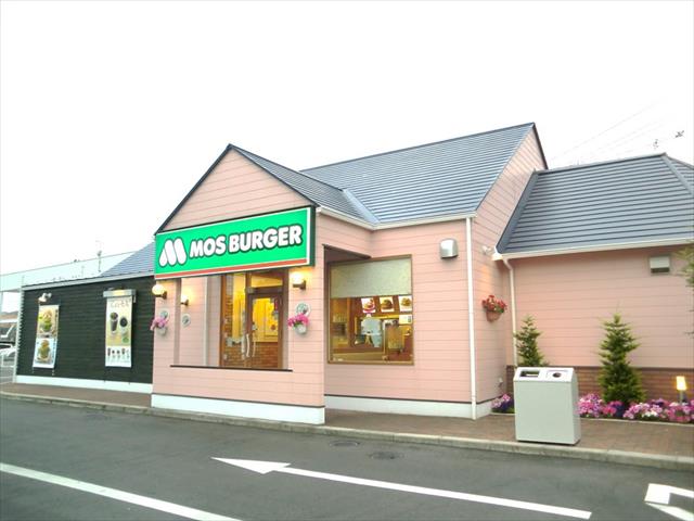 飲食店　モスバーガー岡山けやき通り店（飲食店）まで643m