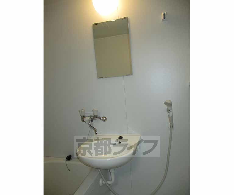 バルコニー　広々としたベランダです。