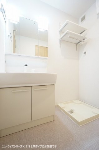 洗面設備　使いやすい洗面所です