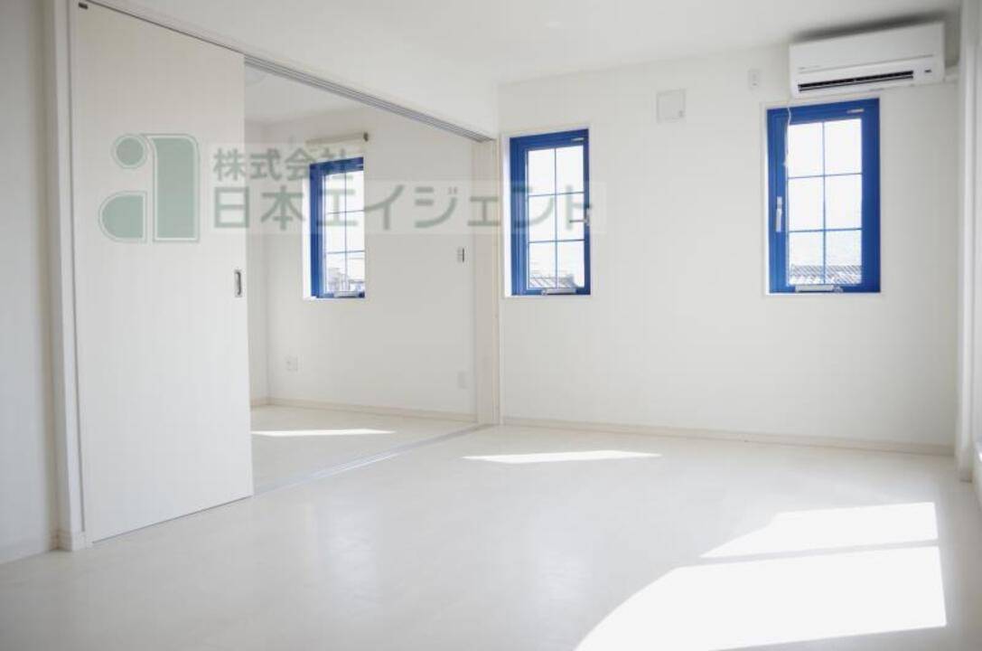 居室・リビング　リビング