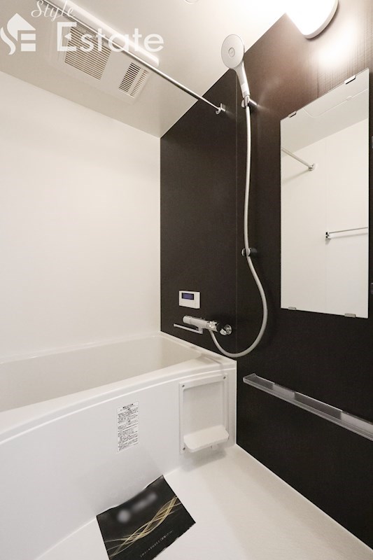 バス・シャワールーム　バスルーム　追い炊き機能付き