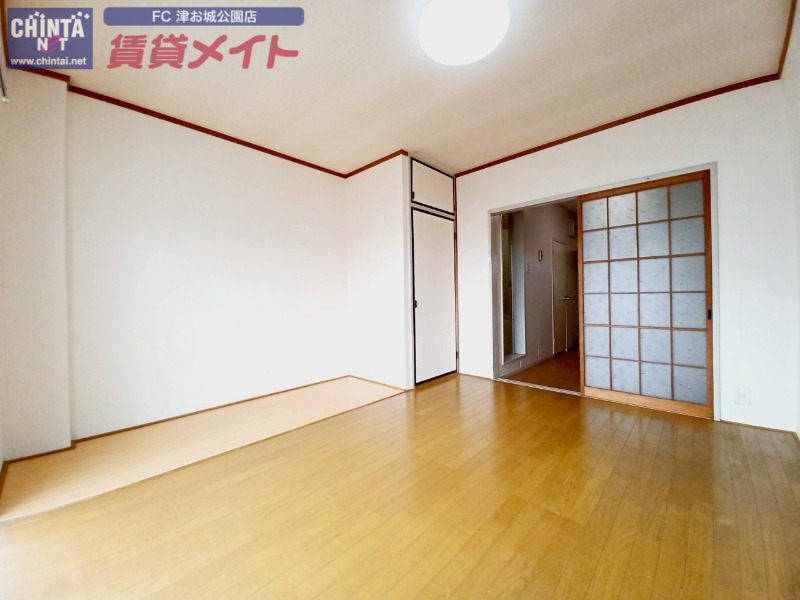 居室・リビング　同型