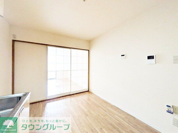 居室・リビング　お問合せはタウンハウジングまで！※現地待合わせ相談可能