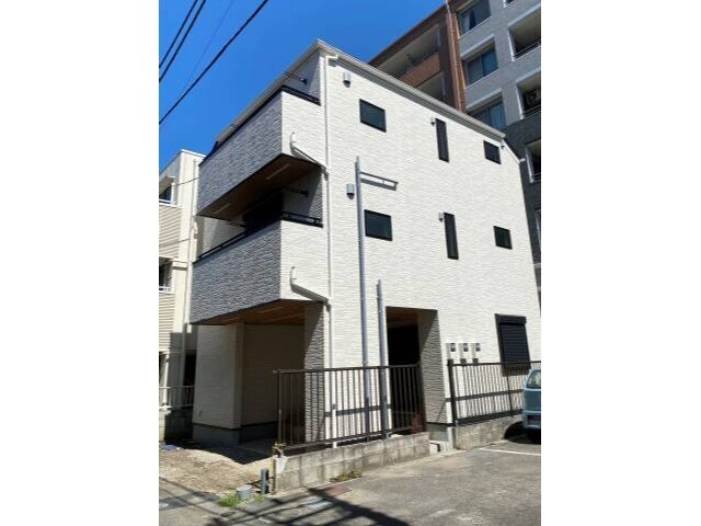 建物外観　元町中華街駅より徒歩８分