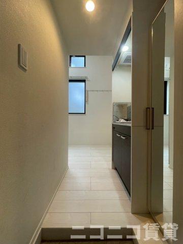 玄関　別号室イメージの為、現状を優先致します。