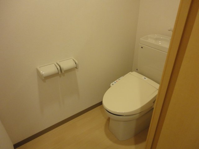 トイレ　シャワー付トイレ