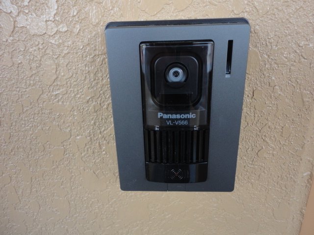 建物外観　カメラ付インターホン