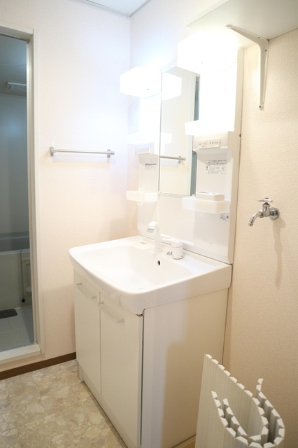 洗面設備　洗髪洗面化粧台