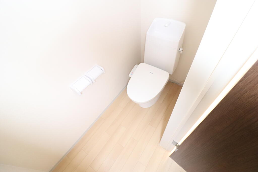 トイレ　トイレ