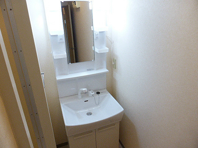 洗面設備　他号室写真です