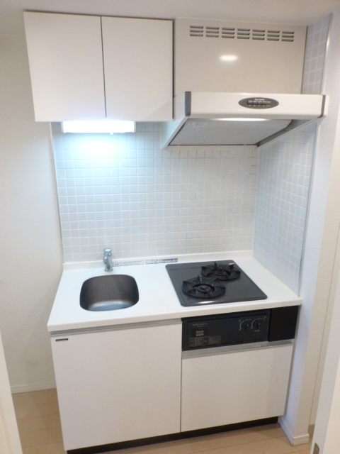 キッチン　写真は同タイプ住居です。