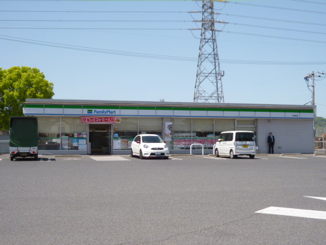 コンビニ　ファミリーマート水島亀島店（コンビニ）まで991m