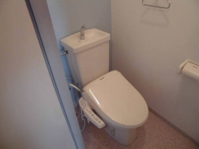 トイレ　シンプルで使いやすいトイレです
