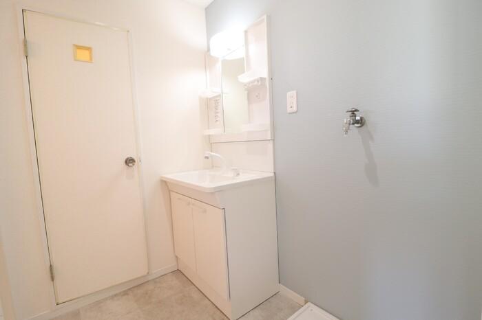 洗面設備　洗髪洗面化粧台