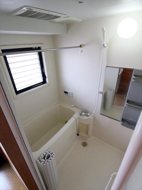 バス・シャワールーム　松山市祝谷　フラットパインヒル　浴室