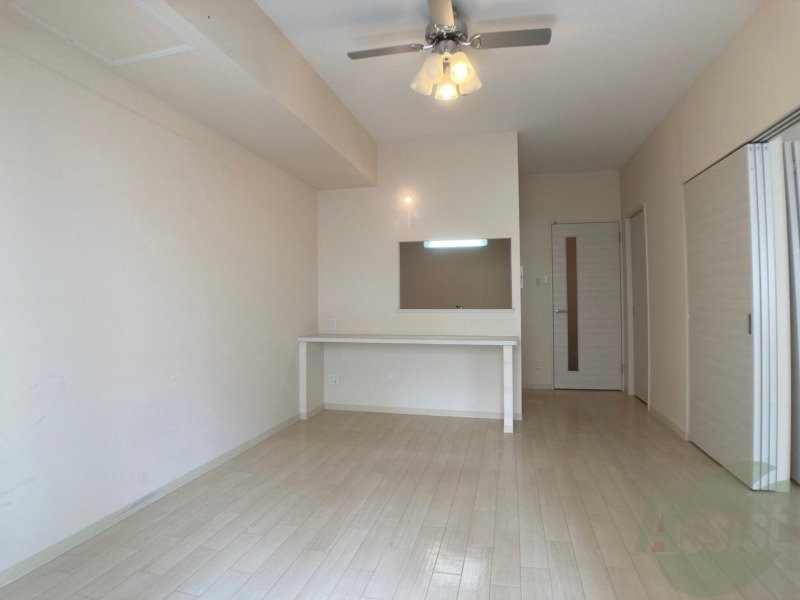 居室・リビング　広くてキレイなお部屋が広がっていて、充実した生活が送れそう。