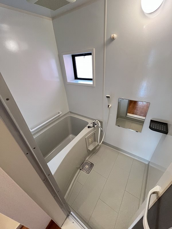 バス・シャワールーム　※掲載情報と物件の現況が異なる場合、現況を優先するものとしま