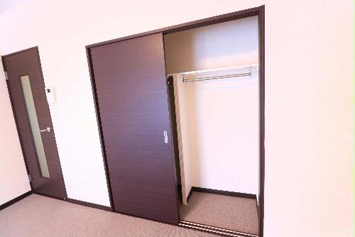 収納　居室部分の大型収納