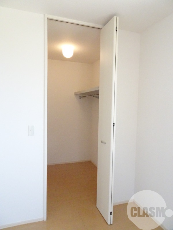 収納　ウォークインクローゼット