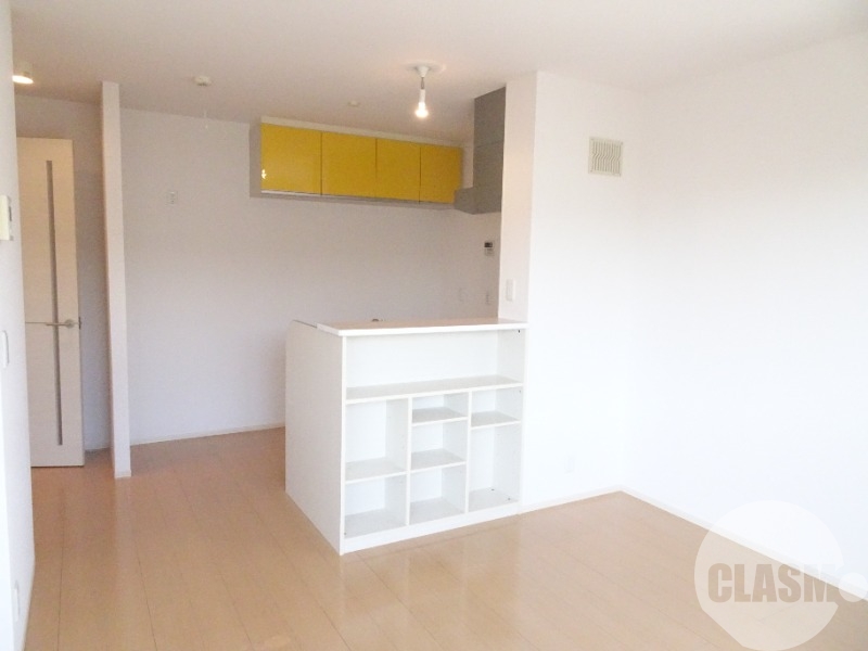 居室・リビング　カウンターキッチンです♪