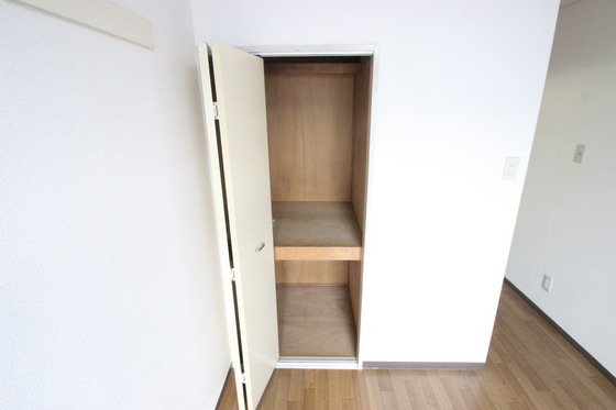 収納　※別号室の写真です