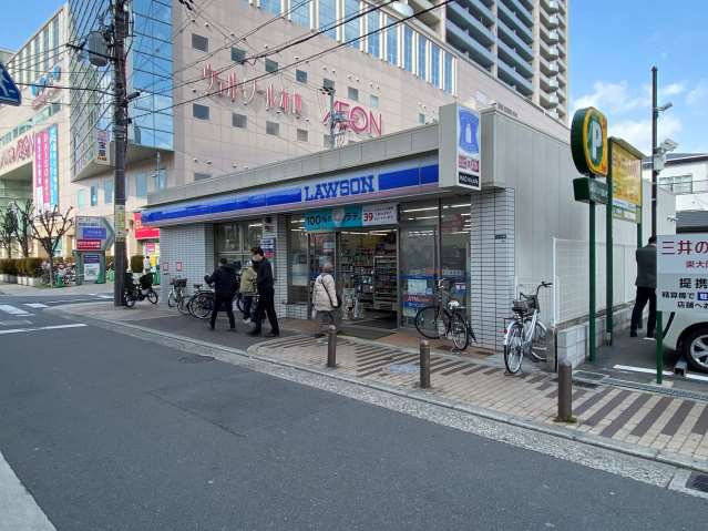 コンビニ　ローソン（コンビニ）まで610m