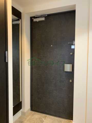 玄関　レクシード神楽坂 (別部屋参考画像)