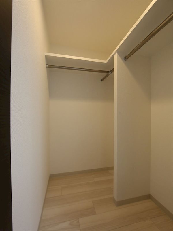 収納　ウォークインクローゼット（収納充実しています）