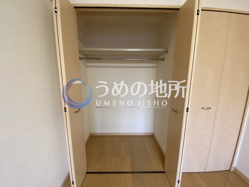 収納　洋室収納１