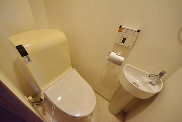 トイレ　弊社は都内全域の物件をご紹介可能です！