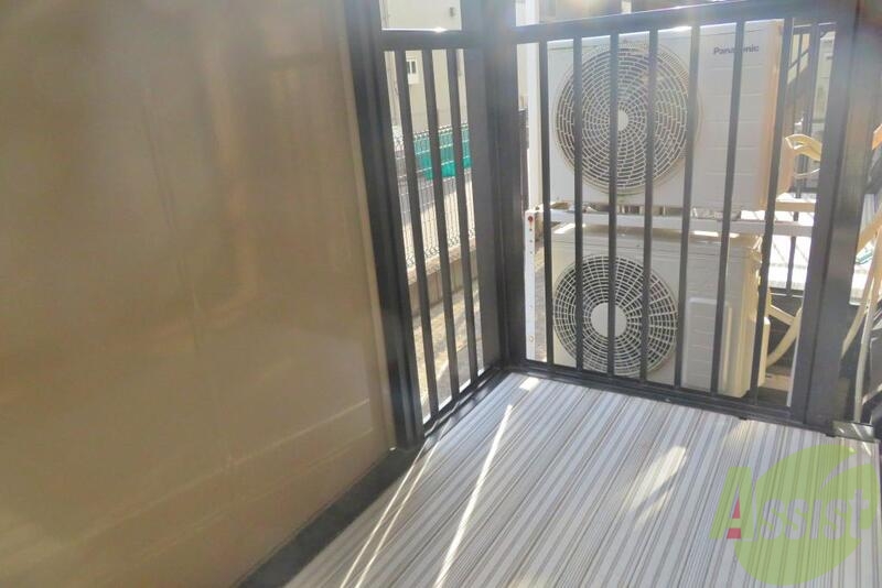 バルコニー　バルコニーがついて、お外で洗濯物も干せそうですね。