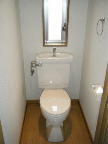 トイレ　※別部屋の写真です