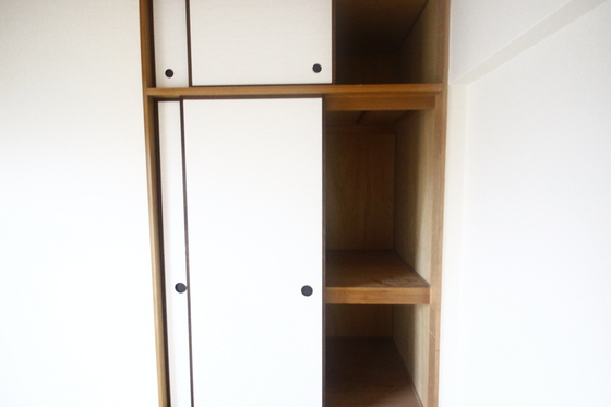 収納　※別部屋の写真です