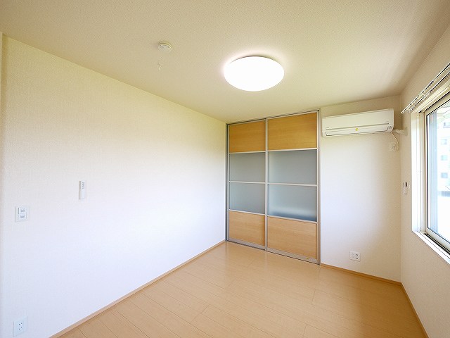 居室・リビング　使いやすい居間です