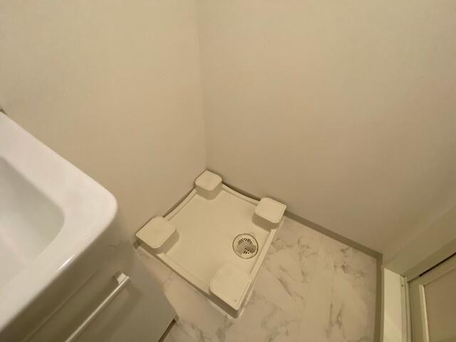 トイレ　室内洗濯機置場