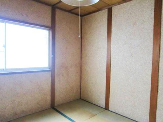 魚住住宅の内装写真