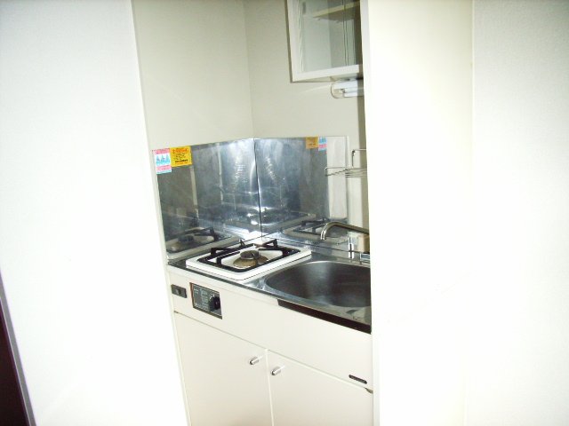 洗面設備　同物件別号室のものです。