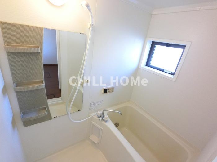 バス・シャワールーム　当社、チルホームのHPもご覧ください(^^)/物件情報多数♪