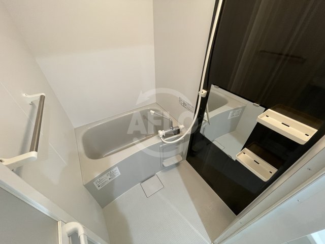 バス・シャワールーム　ＪＩＮＯ新町　浴室