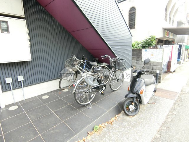 駐車場　駐輪スペース