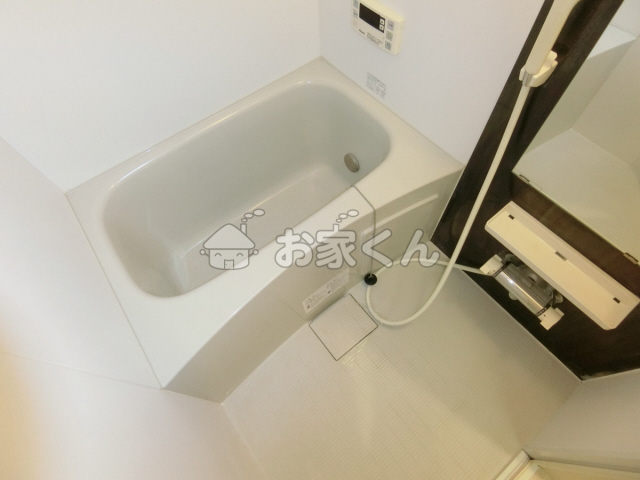 バス・シャワールーム　追い炊き機能付きバスルーム