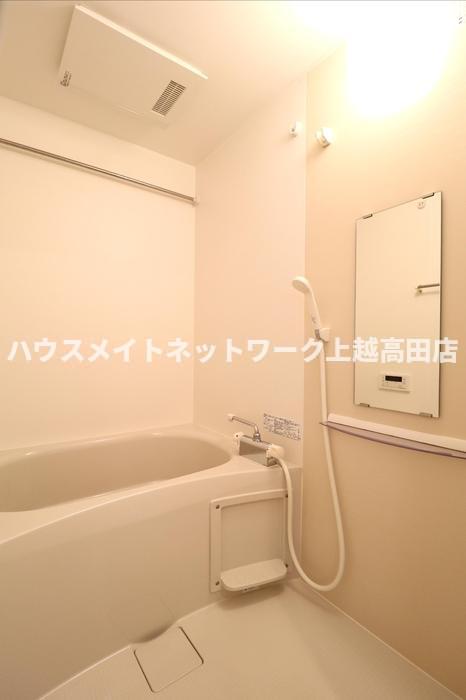 バス・シャワールーム　浴室