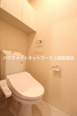 トイレ　温水洗浄便座